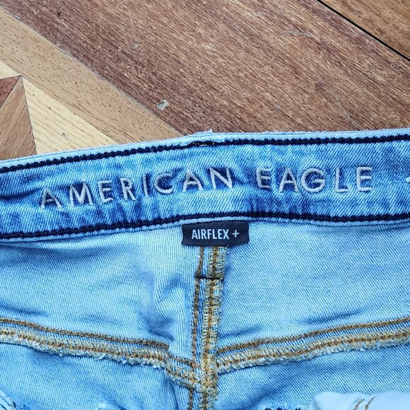 American Eagle Outfitters Light Wash "Athletic" Straight Leg Jeans Size 30x30 - Picture 7 of 16